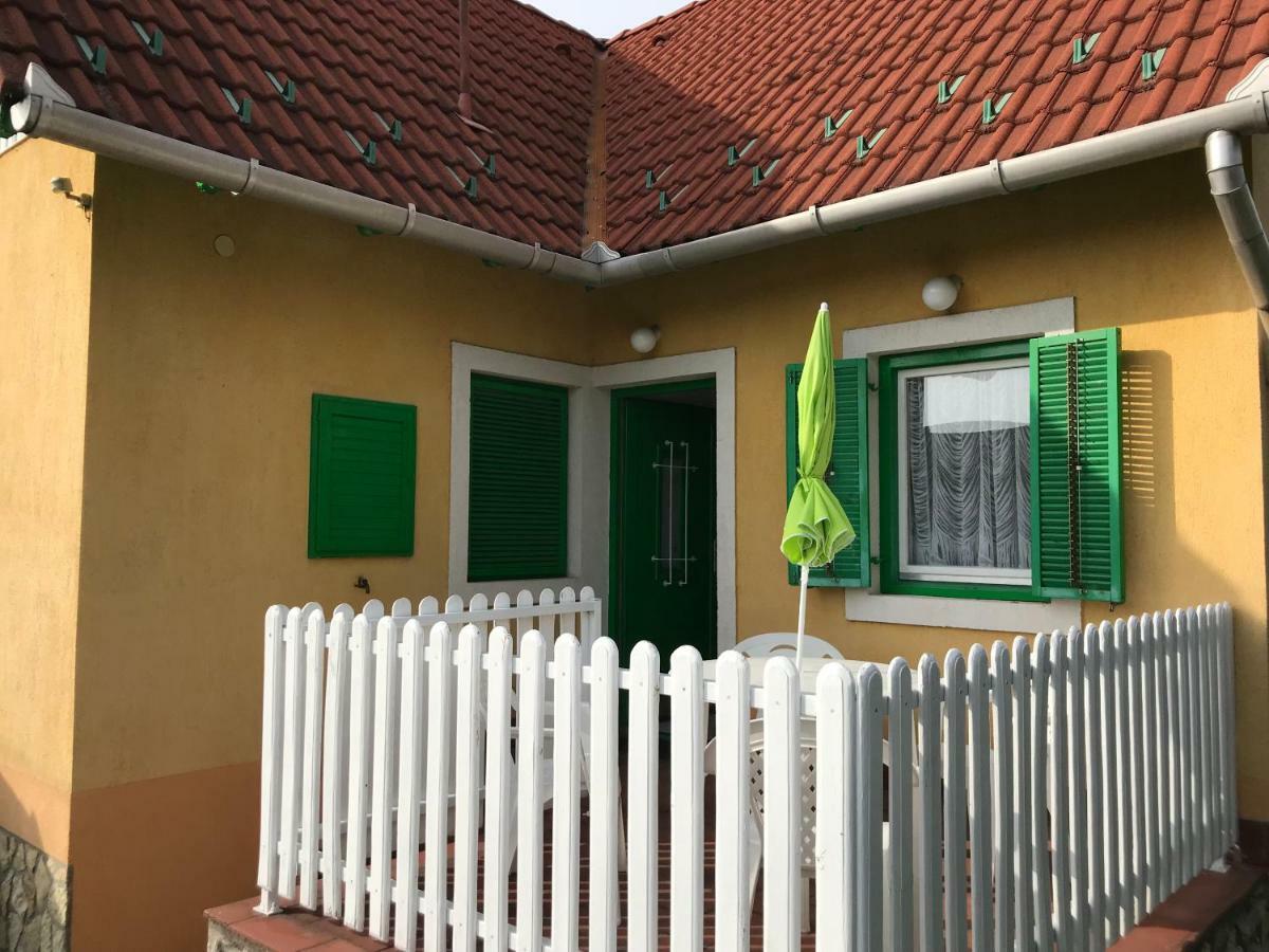 Aracsi Haziko Villa Balatonfüred Buitenkant foto